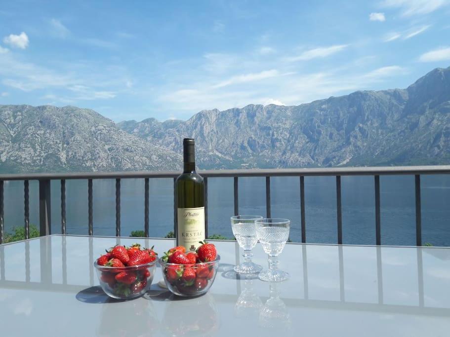2Br Apartment With Pool Kotor Kültér fotó